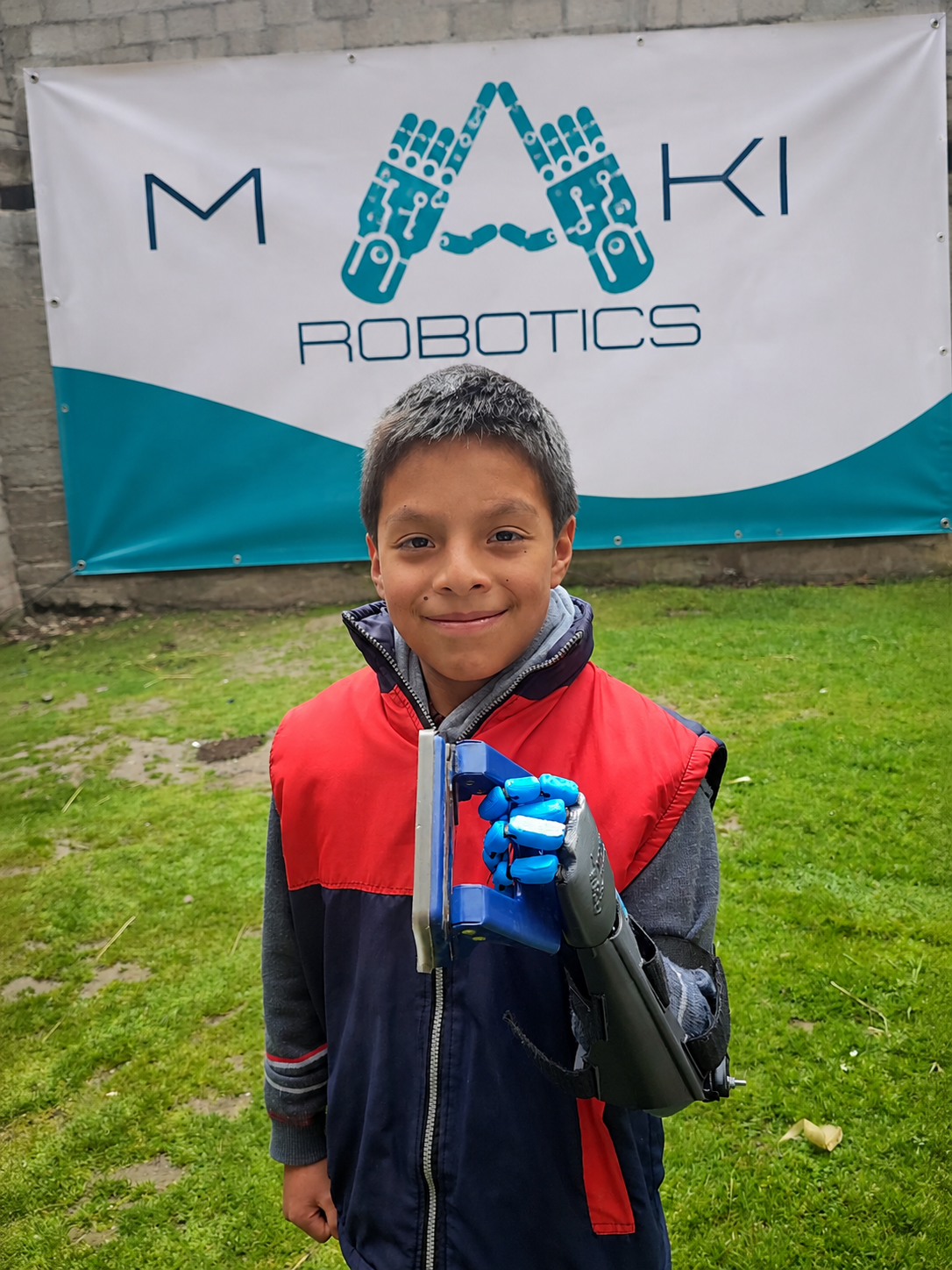 Prótesis biónica 1 — Maki Robotics